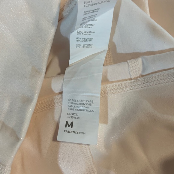 Fabletics - Picture 4 of 5